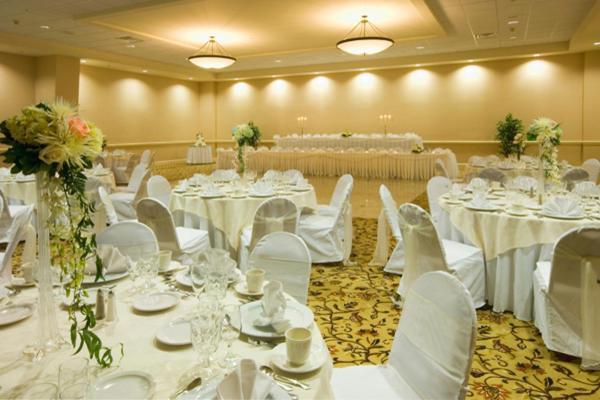 The Chateau Resort Tannersville Restaurant photo
